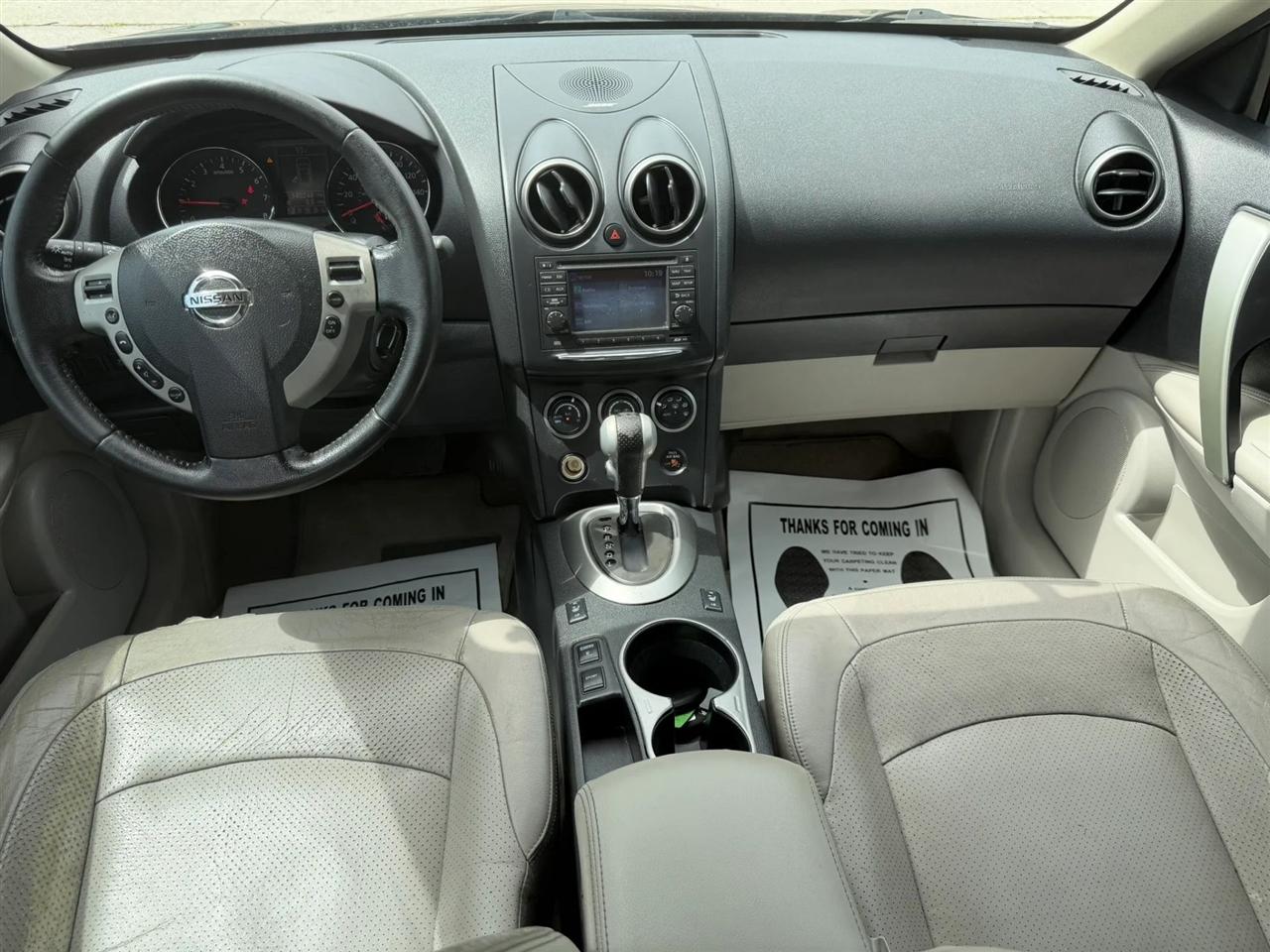 Nissan Rogue SV FWD 2013