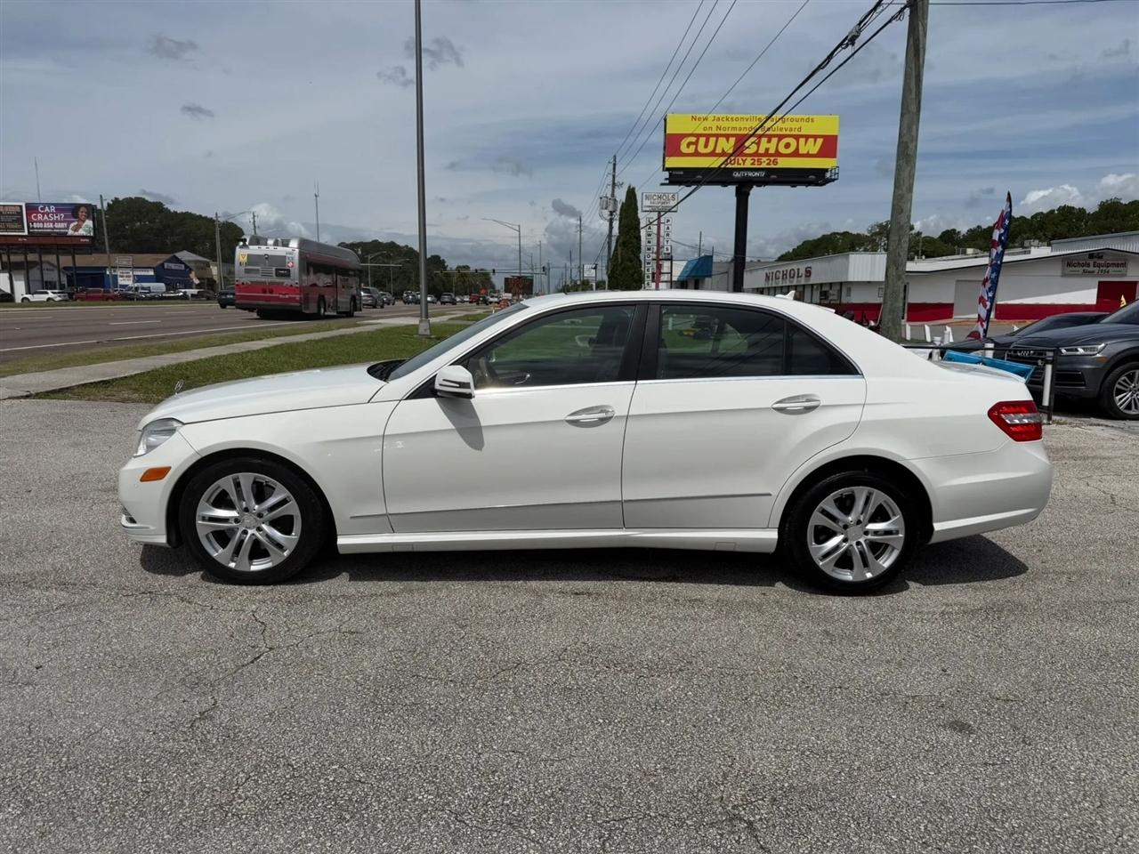 Mercedes-Benz E-Class E350 Sedan 2010