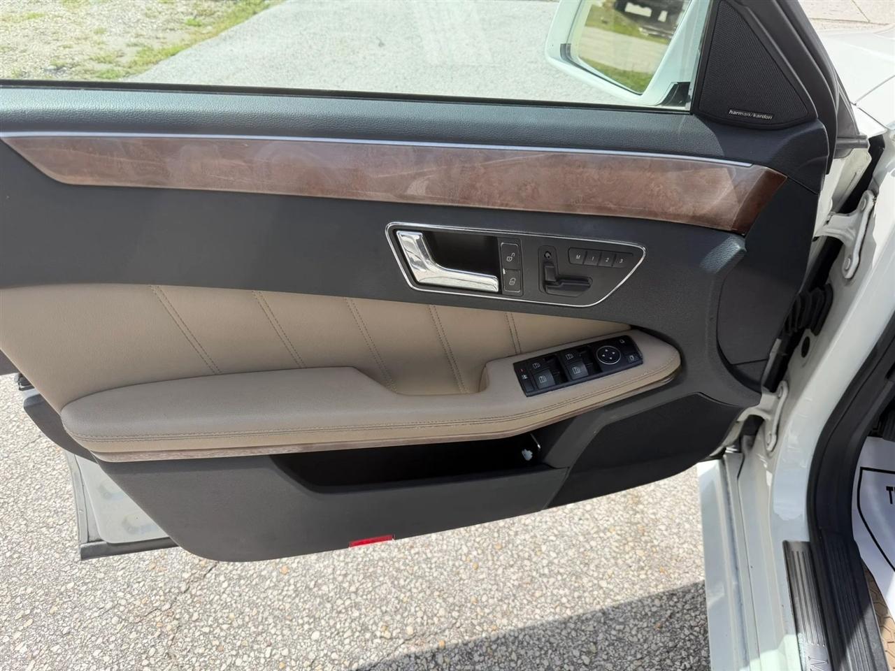 Mercedes-Benz E-Class E350 Sedan 2010