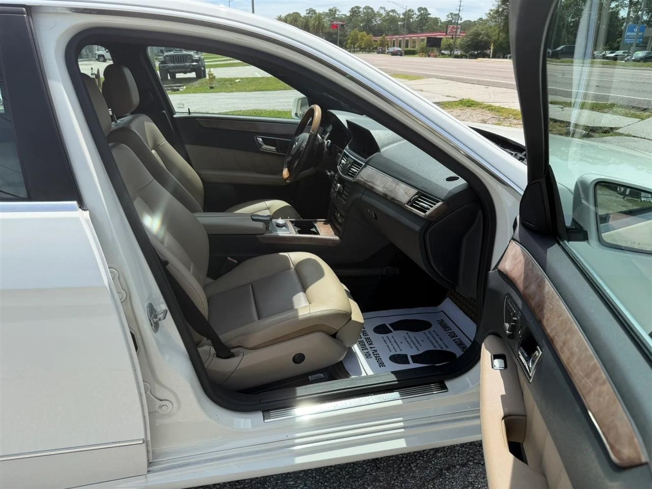 Mercedes-Benz E-Class E350 Sedan 2010