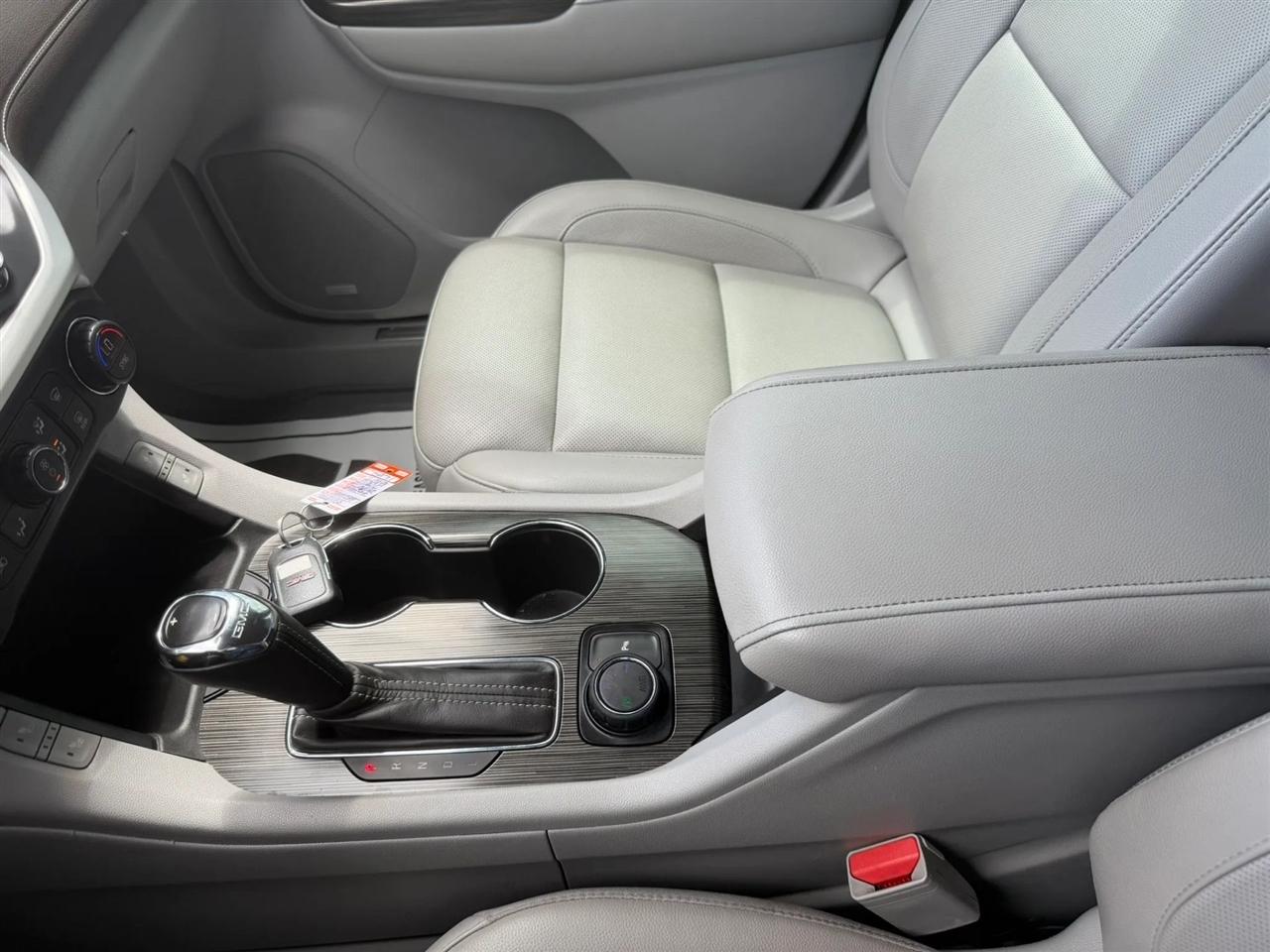 GMC Acadia SLT-1 AWD 2019