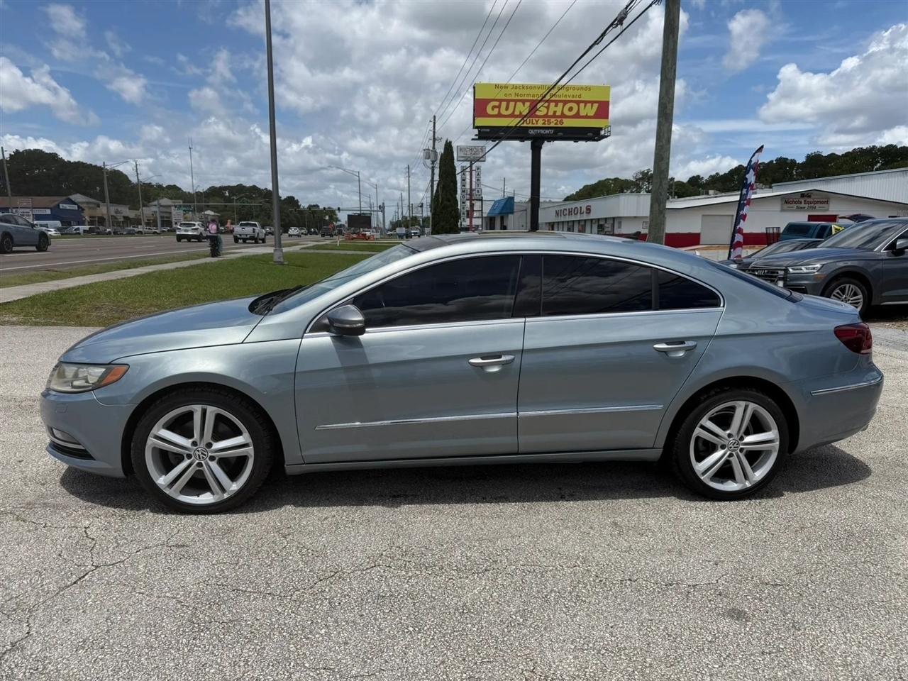 Volkswagen CC Lux PZEV 2013