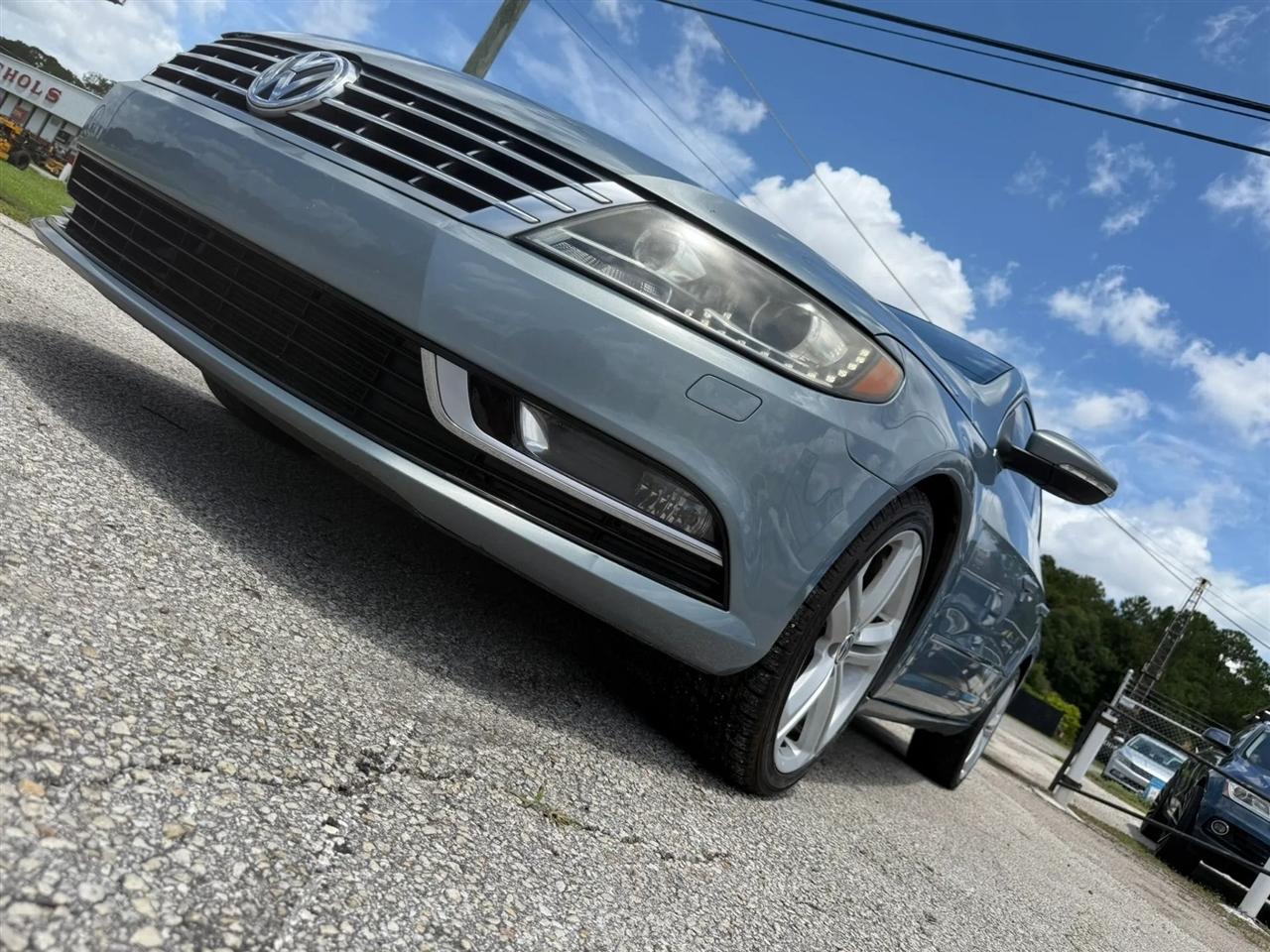 Volkswagen CC Lux PZEV 2013