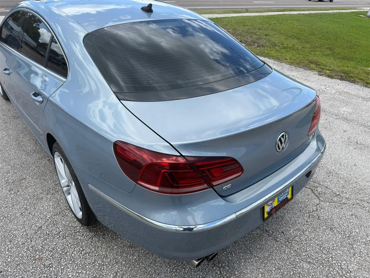 Volkswagen CC Lux PZEV 2013