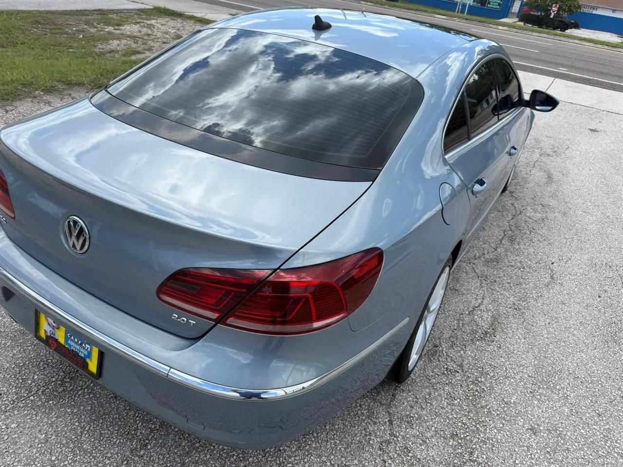 Volkswagen CC Lux PZEV 2013