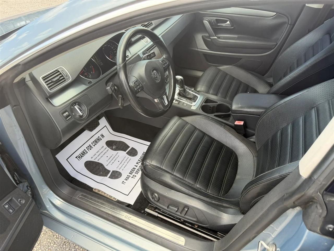 Volkswagen CC Lux PZEV 2013