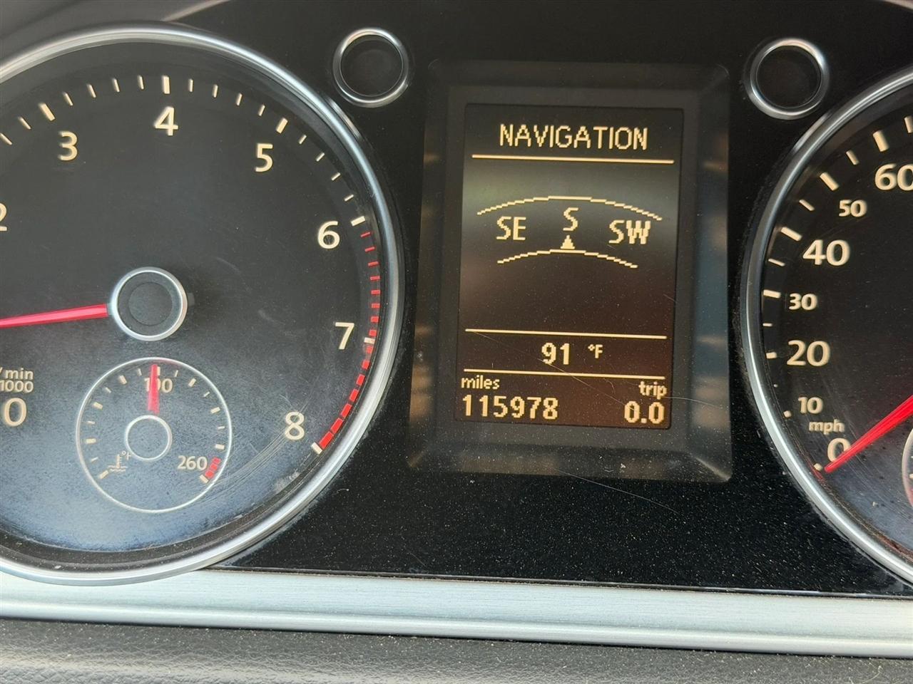Volkswagen CC Lux PZEV 2013
