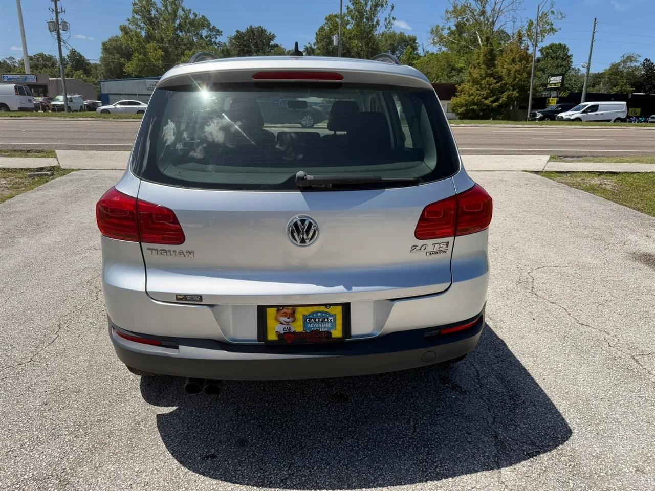 Volkswagen Tiguan S 4Motion 2015