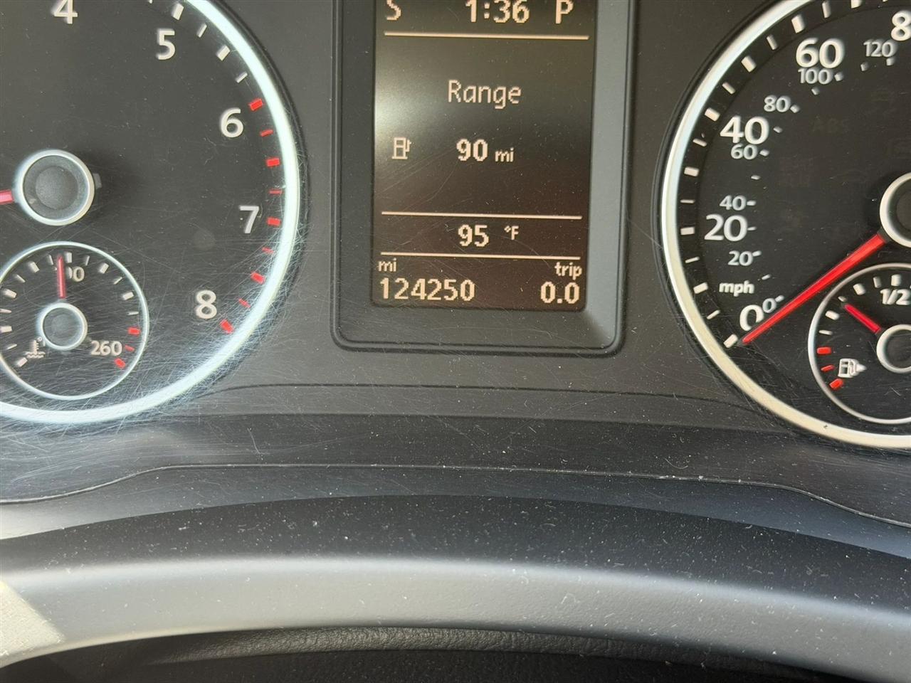 Volkswagen Tiguan S 4Motion 2015