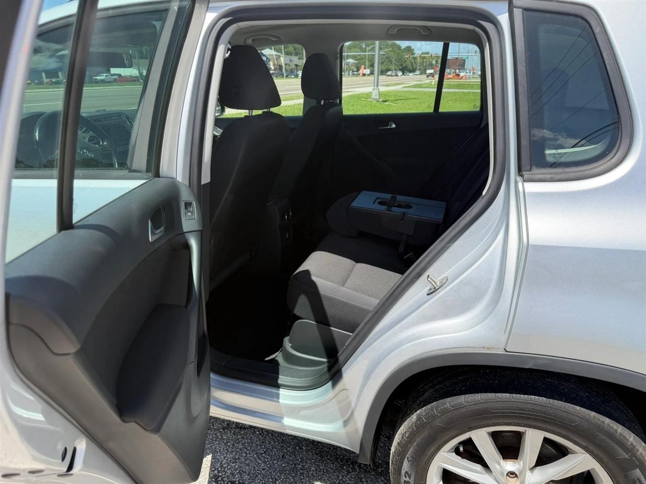 Volkswagen Tiguan S 4Motion 2015