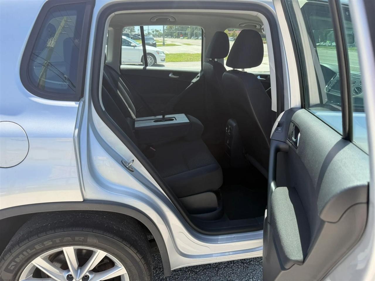 Volkswagen Tiguan S 4Motion 2015