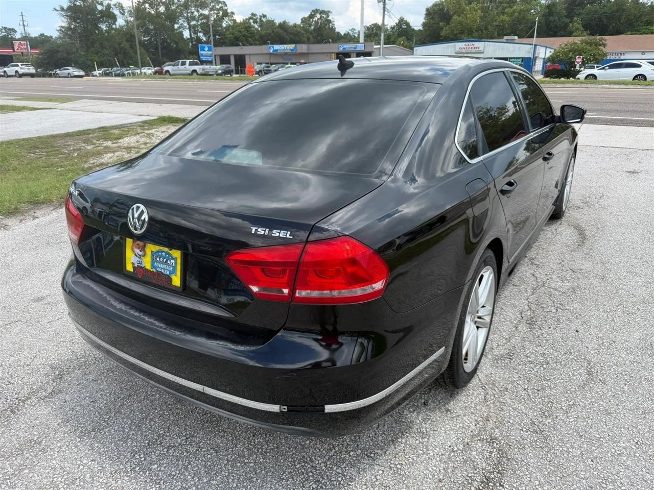 Volkswagen Passat 1.8T SEL Premium AT PZEV 2014