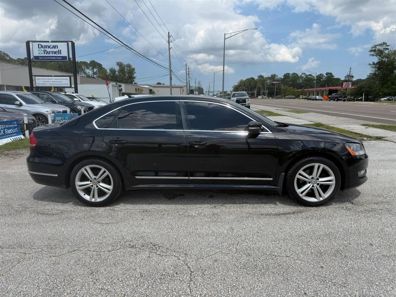 Volkswagen Passat 1.8T SEL Premium AT PZEV 2014