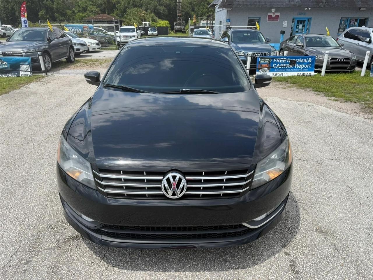 Volkswagen Passat 1.8T SEL Premium AT PZEV 2014