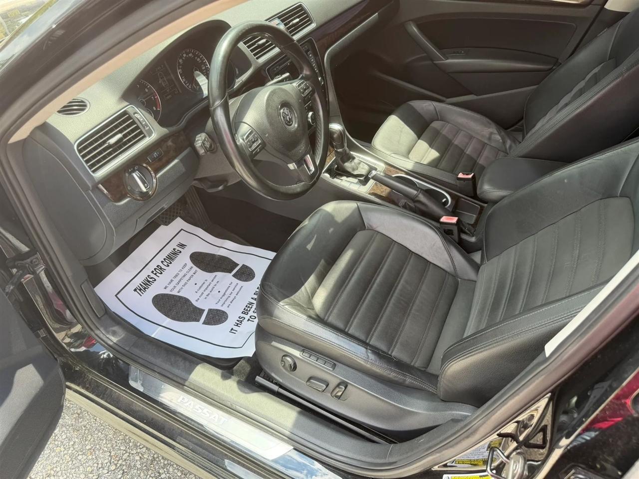 Volkswagen Passat 1.8T SEL Premium AT PZEV 2014