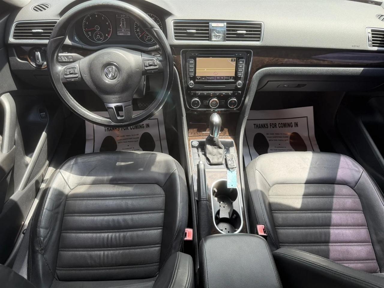 Volkswagen Passat 1.8T SEL Premium AT PZEV 2014
