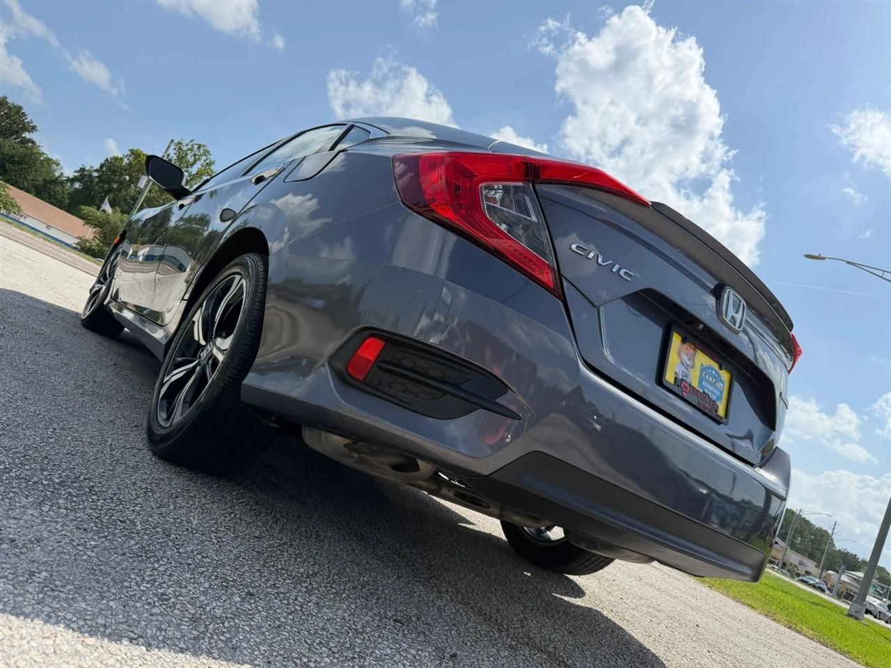 Honda Civic Touring Sedan CVT 2016