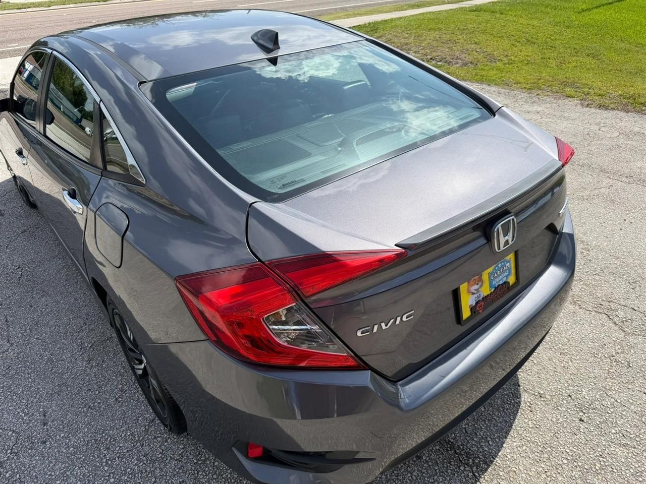 Honda Civic Touring Sedan CVT 2016