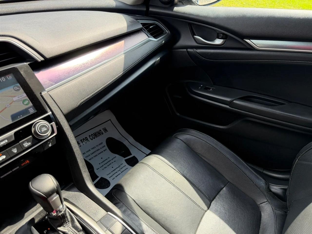 Honda Civic Touring Sedan CVT 2016