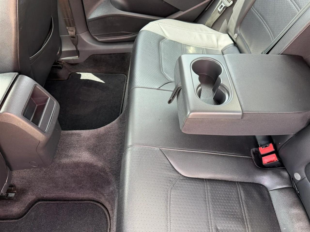 Volkswagen Passat Wolfsburg Edition PZEV 6A 2015