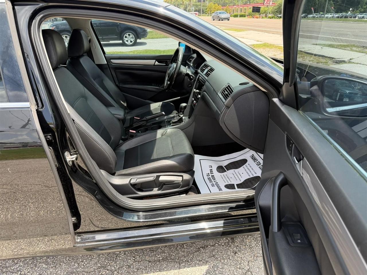 Volkswagen Passat Wolfsburg Edition PZEV 6A 2015