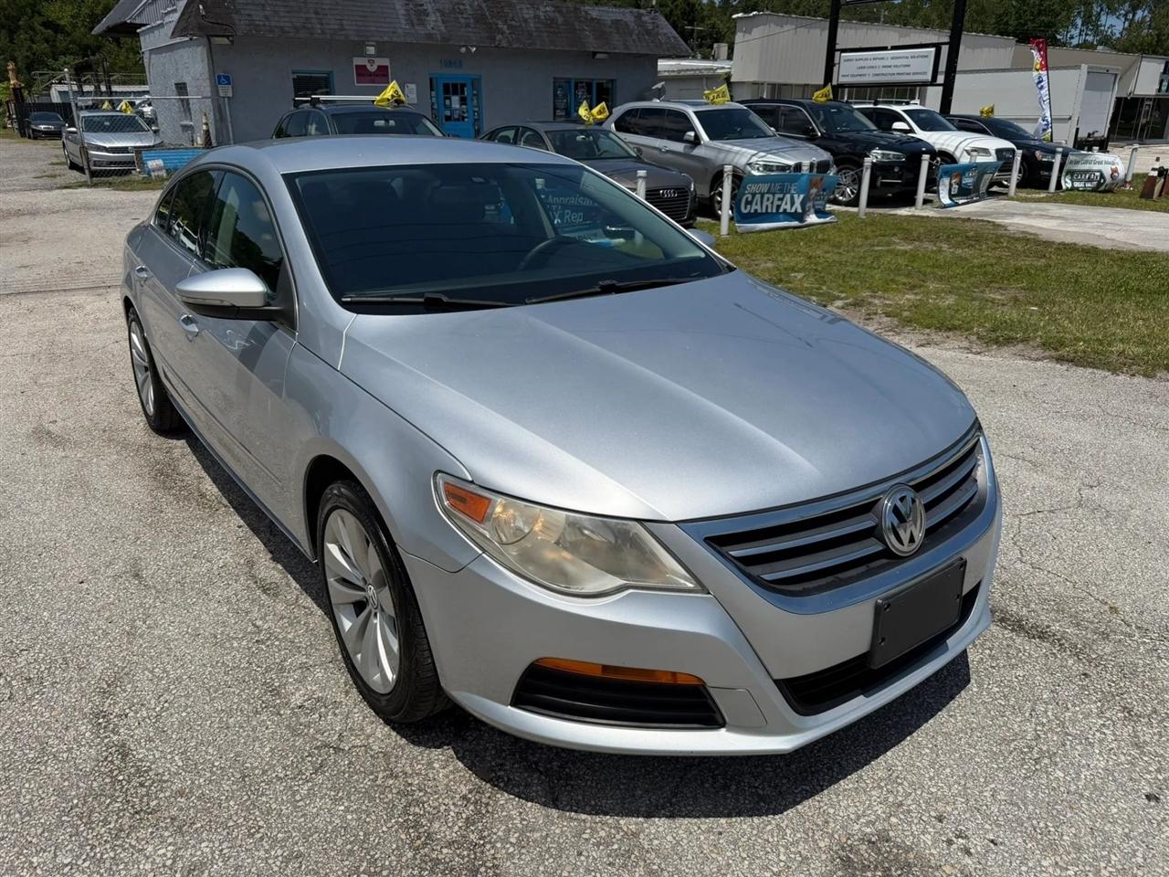 Volkswagen CC Sport PZEV 2011