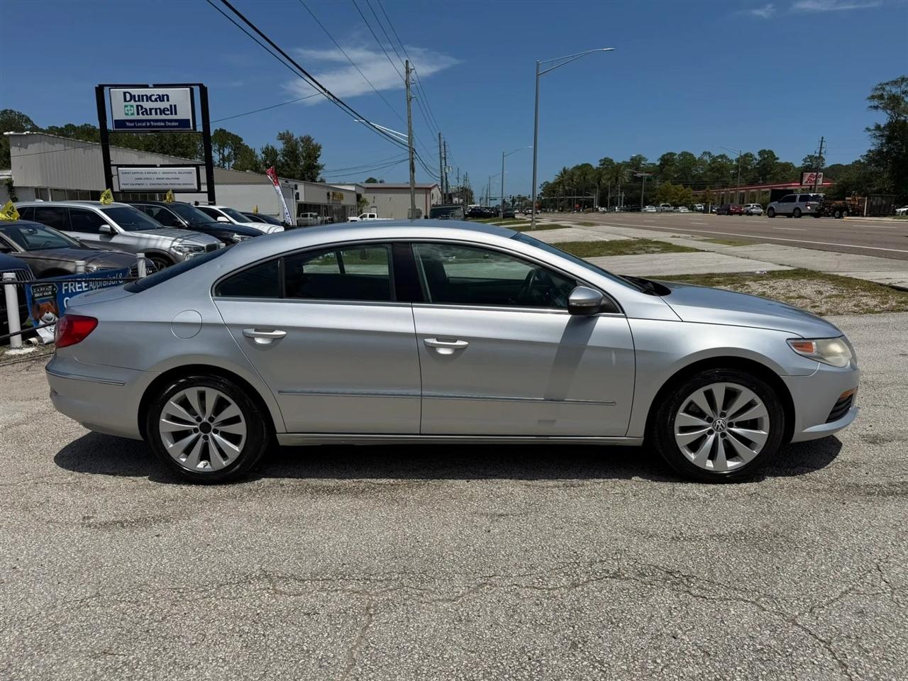 Volkswagen CC Sport PZEV 2011