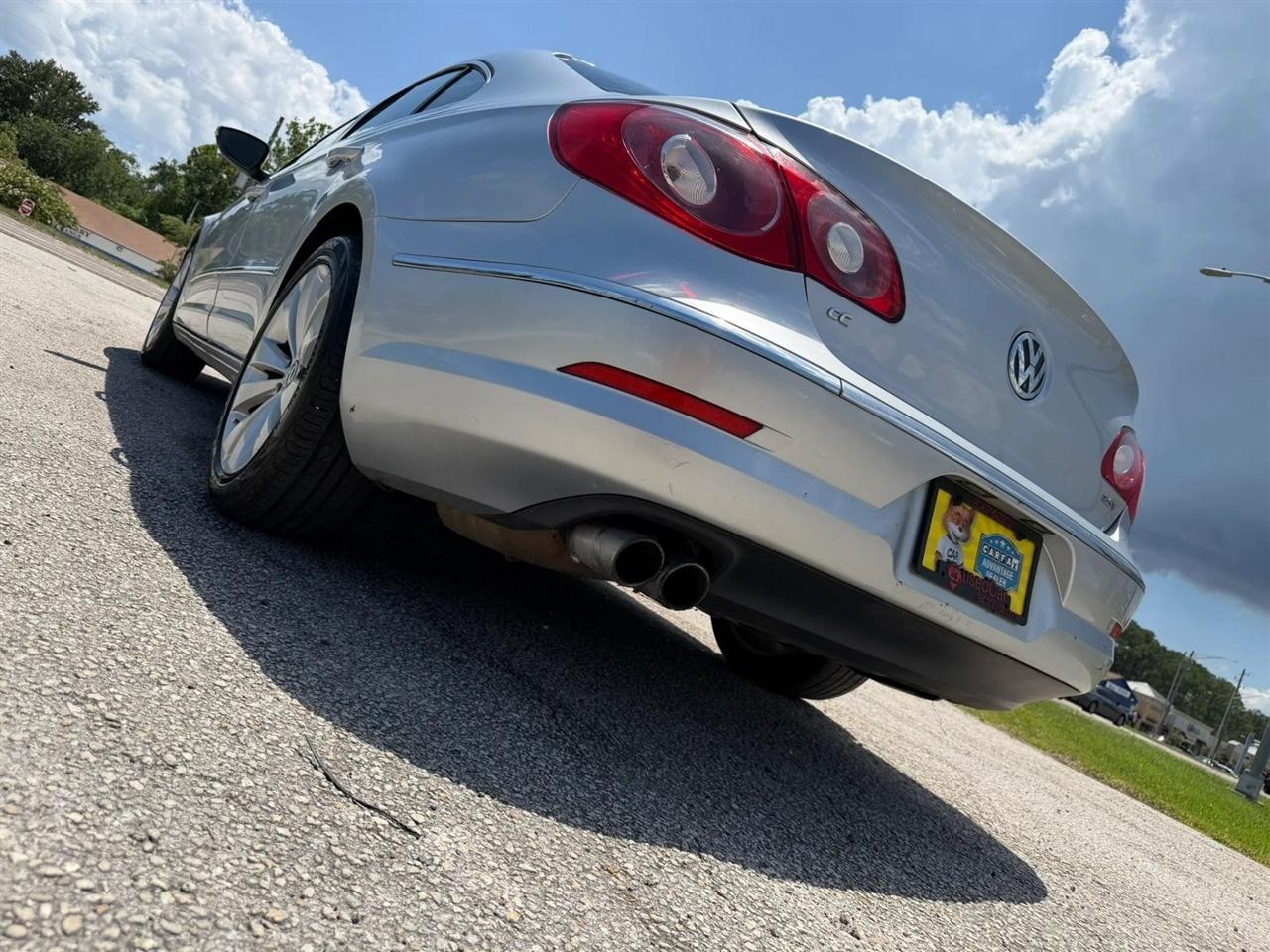Volkswagen CC Sport PZEV 2011