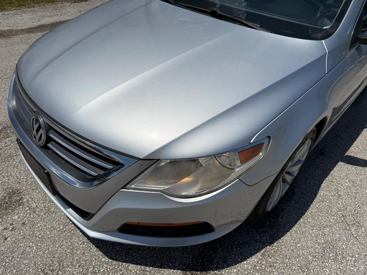 Volkswagen CC Sport PZEV 2011