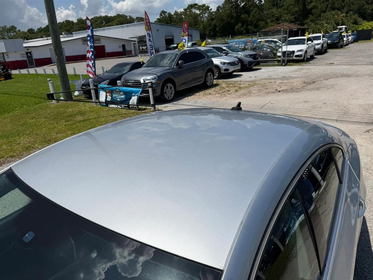 Volkswagen CC Sport PZEV 2011