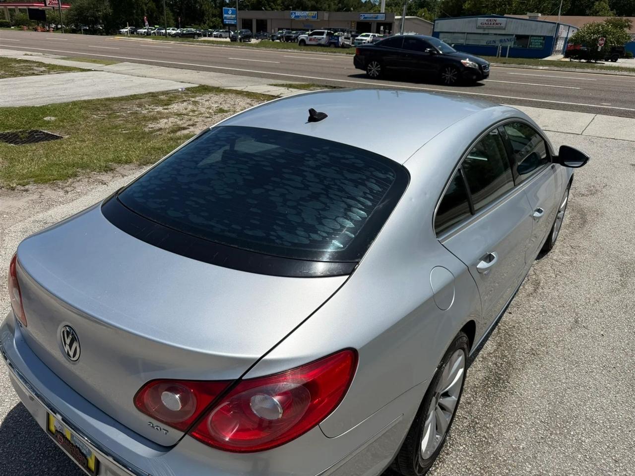 Volkswagen CC Sport PZEV 2011