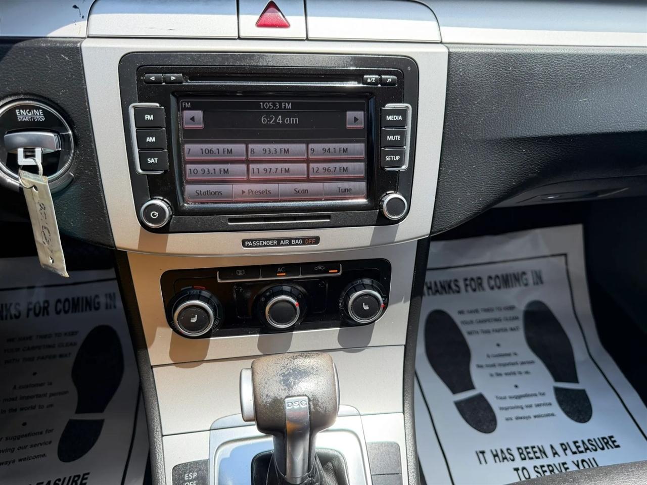 Volkswagen CC Sport PZEV 2011