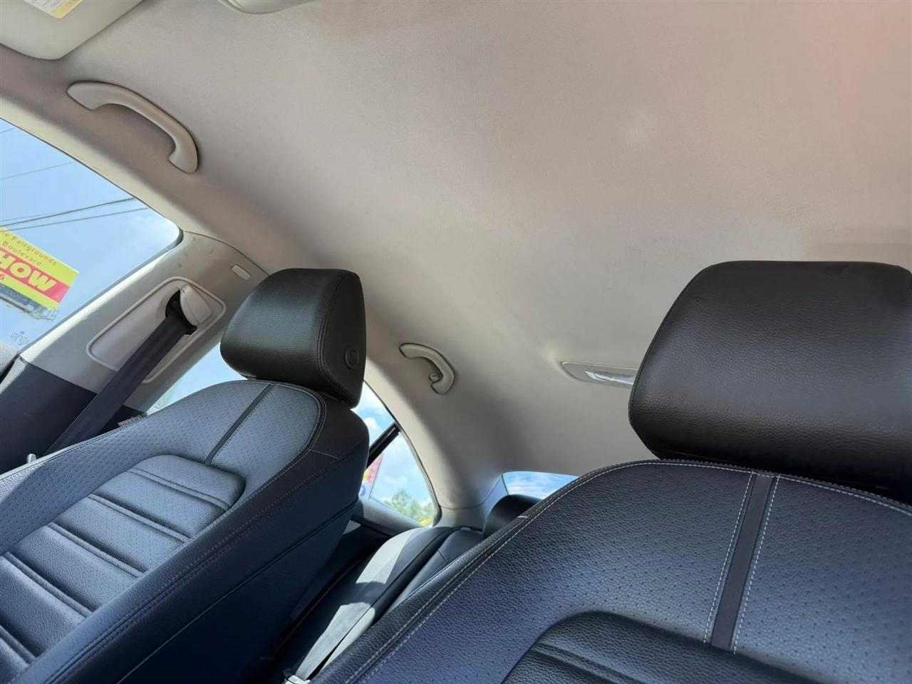 Volkswagen CC Sport PZEV 2011