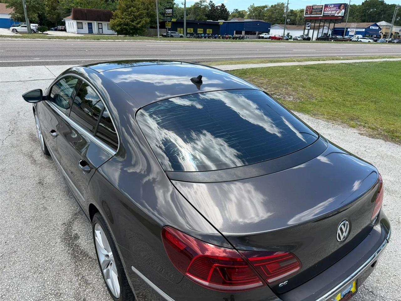 Volkswagen CC Lux PZEV 2013