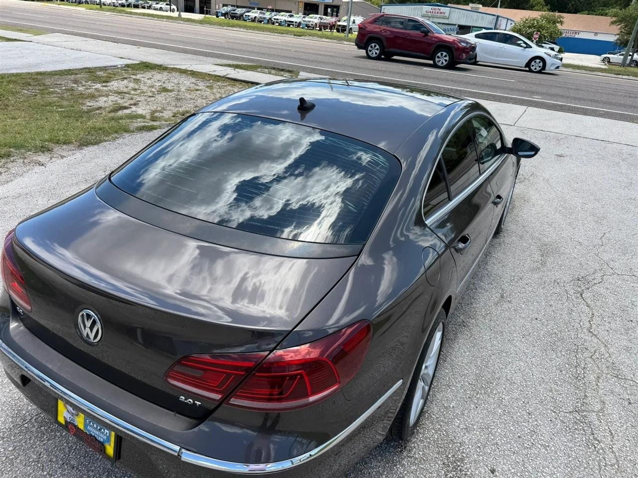 Volkswagen CC Lux PZEV 2013