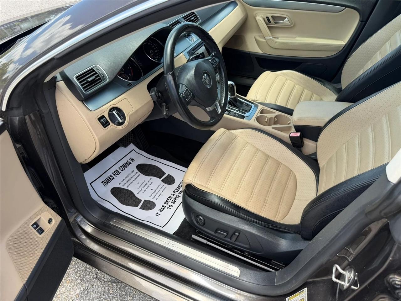 Volkswagen CC Lux PZEV 2013