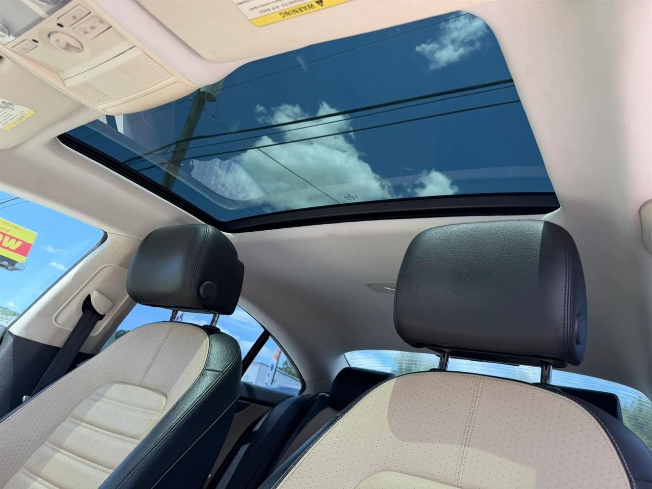 Volkswagen CC Lux PZEV 2013