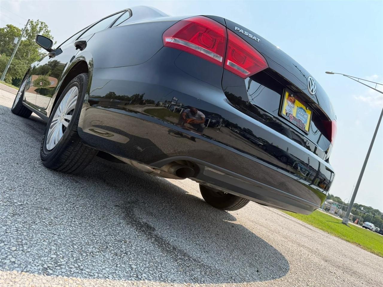 Volkswagen Passat 1.8T S AT 2014