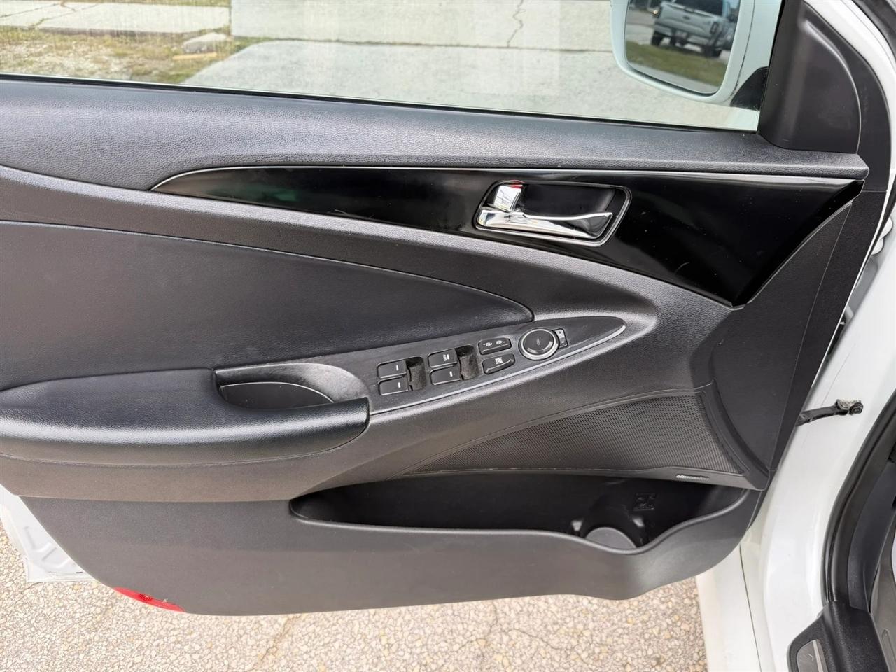 Hyundai Sonata Limited 2.0L TGDI 2014