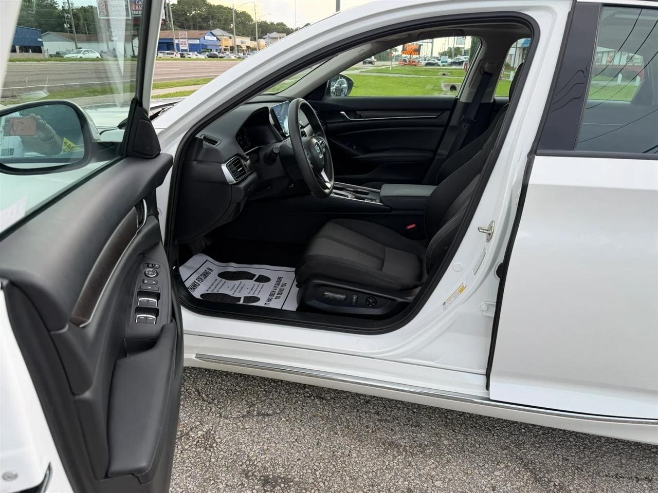 Honda Accord EX CVT 2020