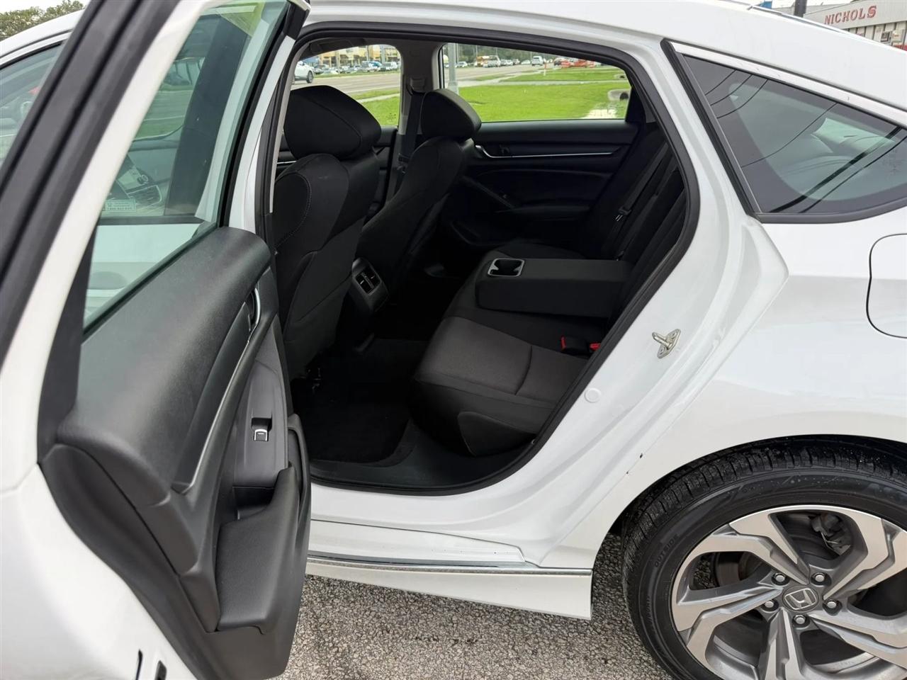 Honda Accord EX CVT 2020