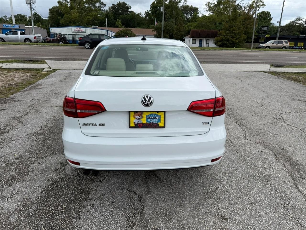 Volkswagen Jetta TDI S 6A 2015