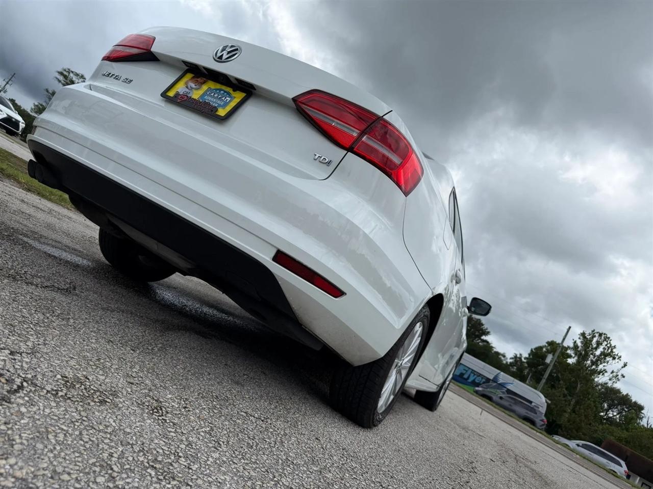 Volkswagen Jetta TDI S 6A 2015