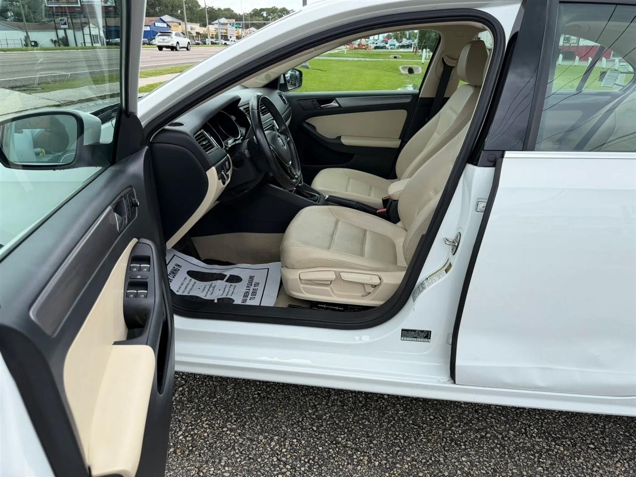 Volkswagen Jetta TDI S 6A 2015