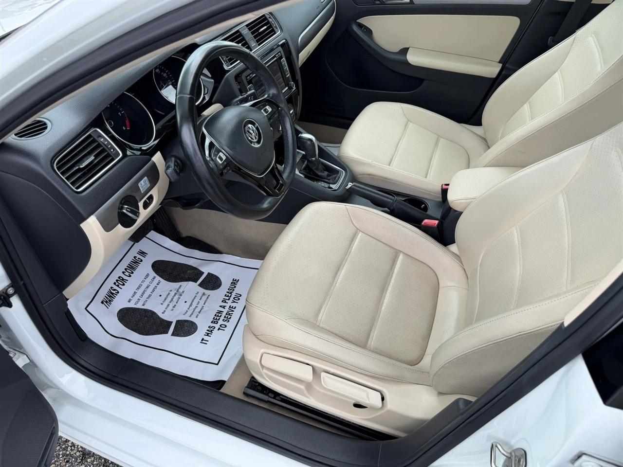 Volkswagen Jetta TDI S 6A 2015