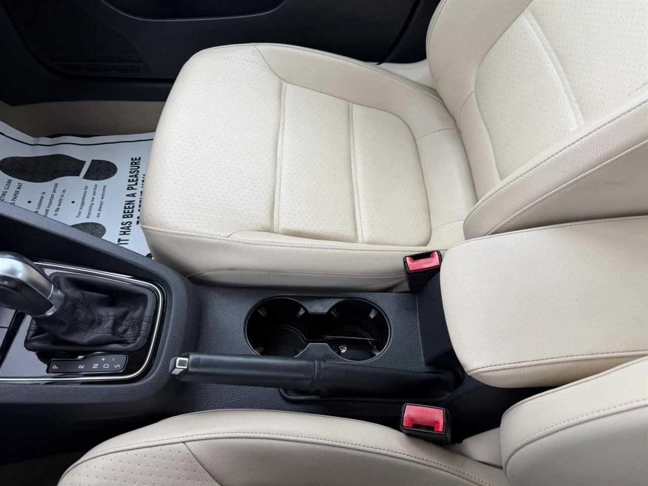 Volkswagen Jetta TDI S 6A 2015