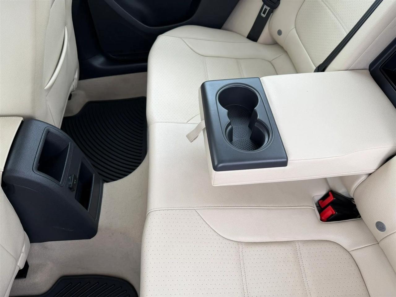 Volkswagen Jetta TDI S 6A 2015