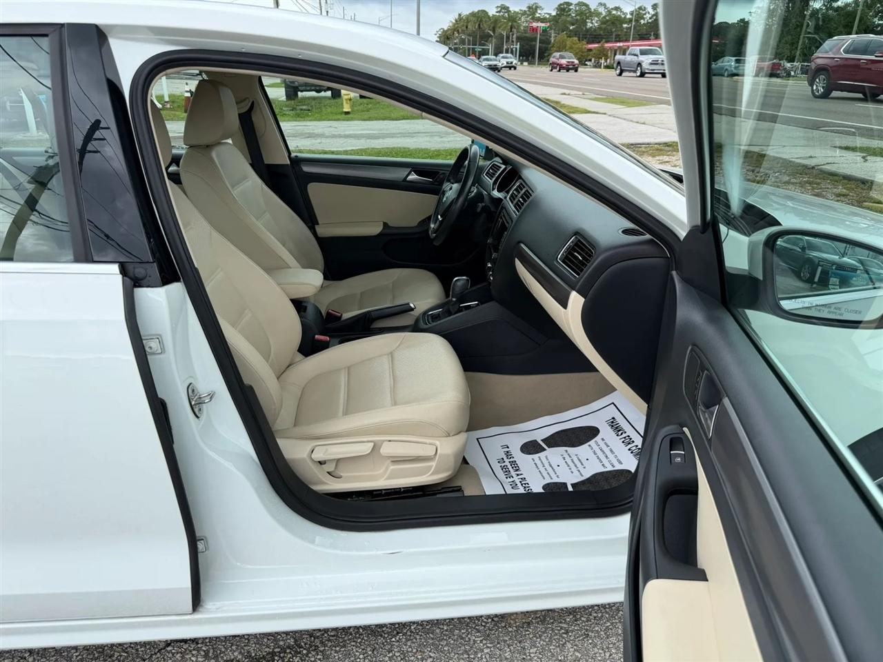 Volkswagen Jetta TDI S 6A 2015
