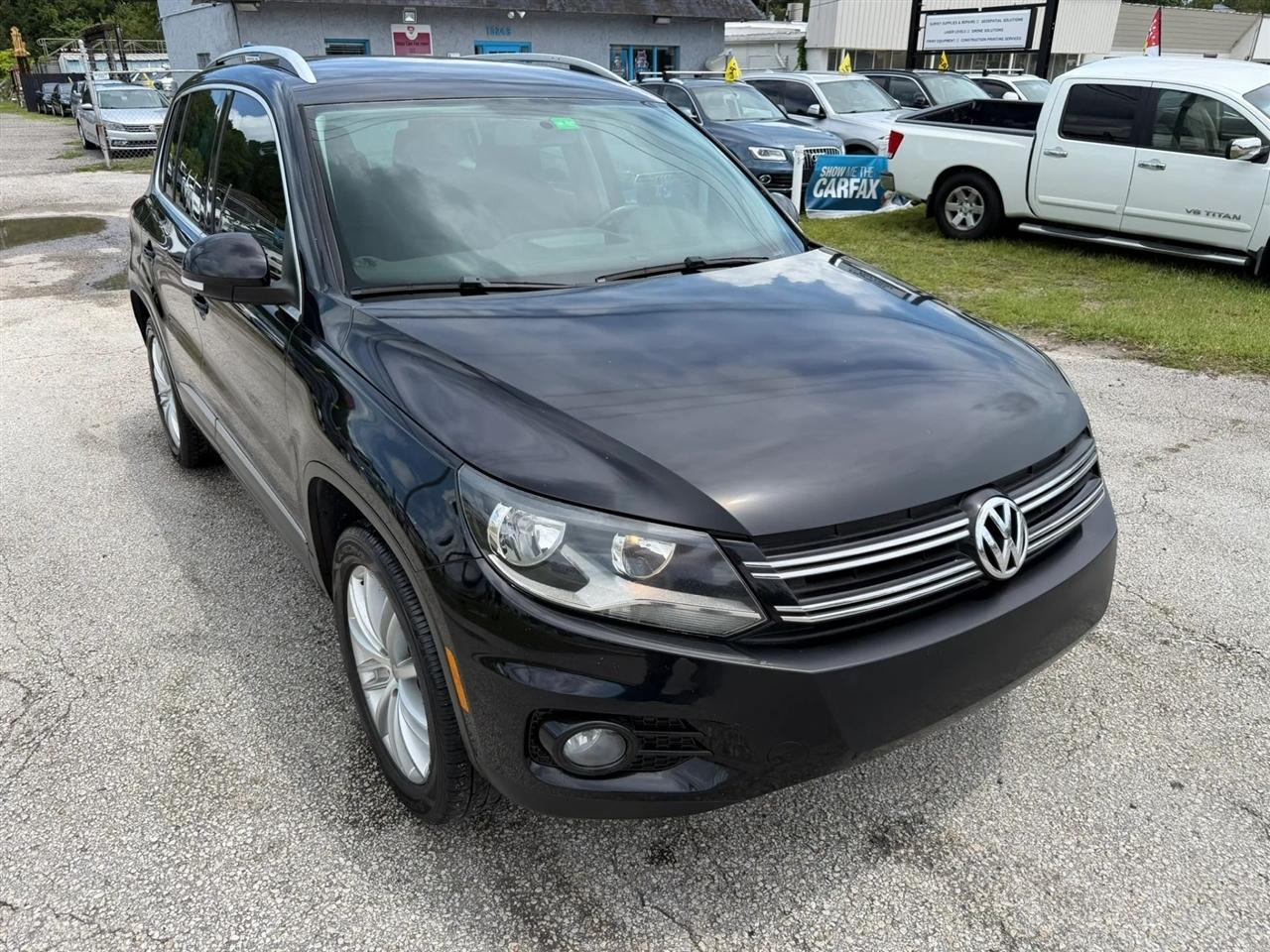 Volkswagen Tiguan S 2012
