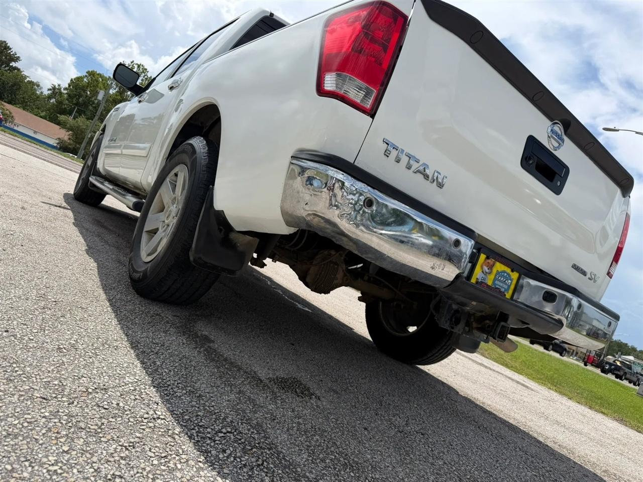 Nissan Titan SV Crew Cab 2WD 2014